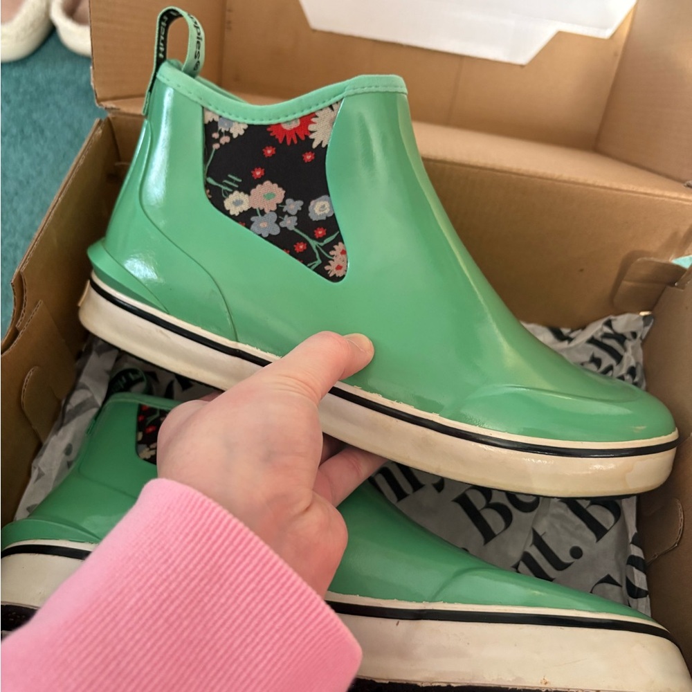 Hush Puppies Green Floral Winter Boots